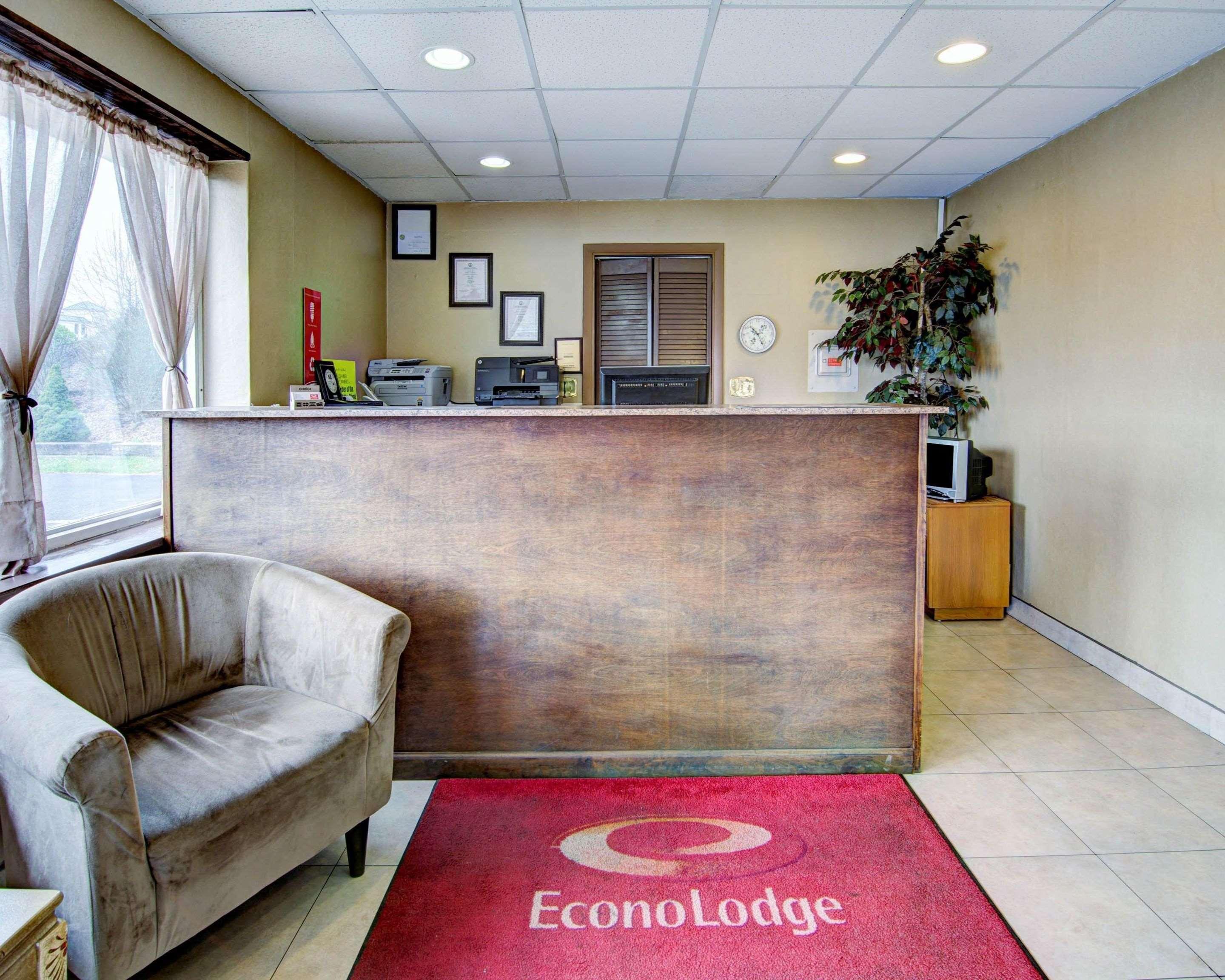 Econo Lodge Wytheville I-77 & I-81 Buitenkant foto