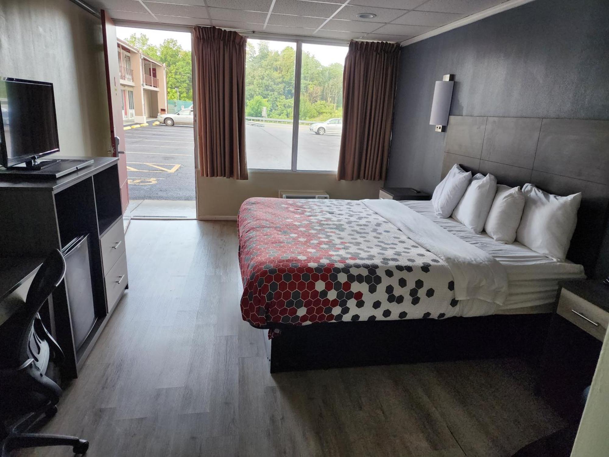 Econo Lodge Wytheville I-77 & I-81 Buitenkant foto